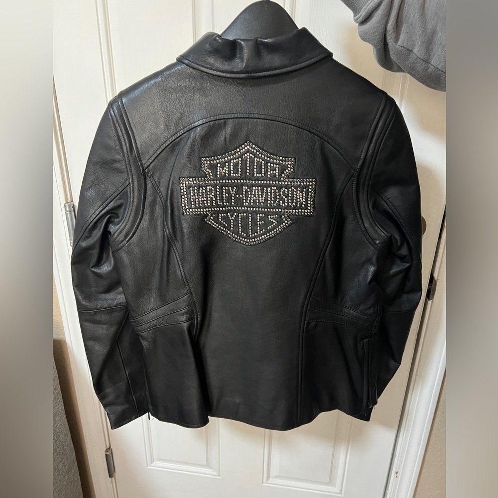 Woman’s Harley Davidson Leather Jacket Size L